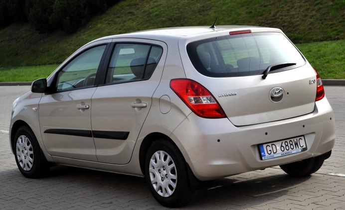 Hyundai i20 cena 14999 przebieg: 150000, rok produkcji 2010 z Gdańsk małe 781